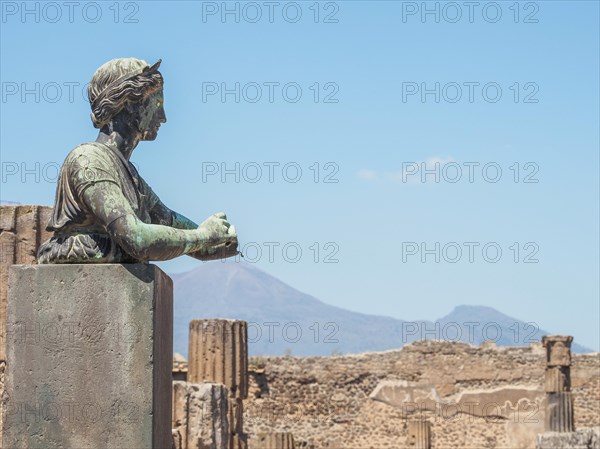 Statue of Diana in the Temple of Apollo