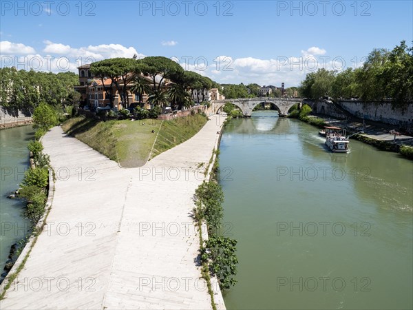 Tiber Island