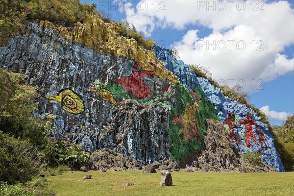 Mural de la Prehistoria