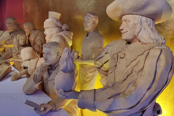 Historical human-sized figures made of marzipan