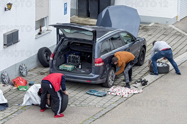 Changing tyres for the season