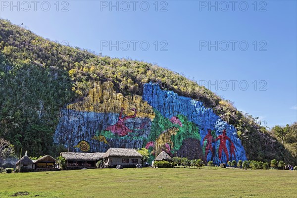 Mural de la Prehistoria