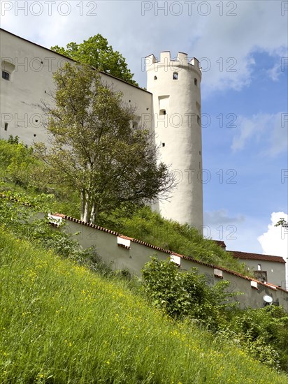 Exterior of semicircular drop tower