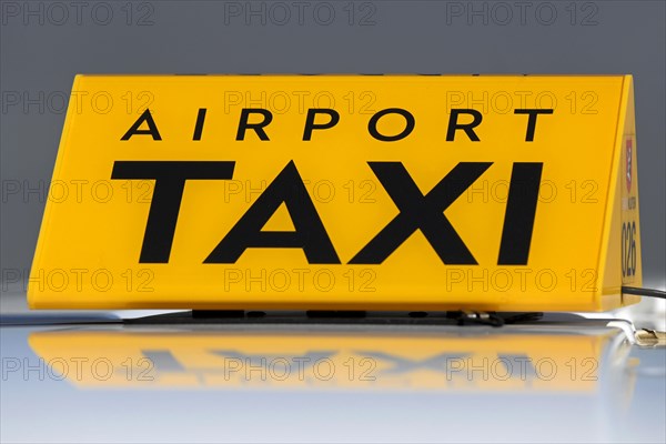 Sign Airport Taxi