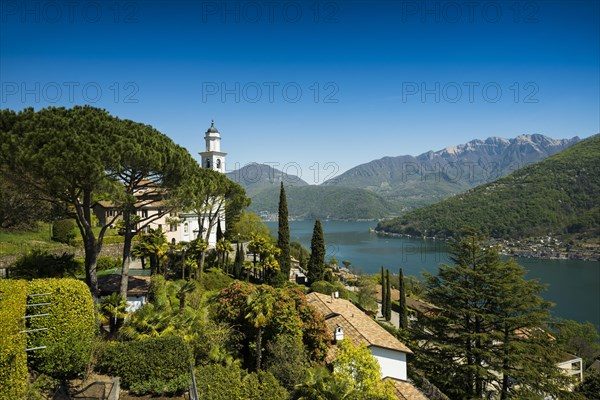 Vico Morcote Photo12 imageBROKER Daniel Schoenen