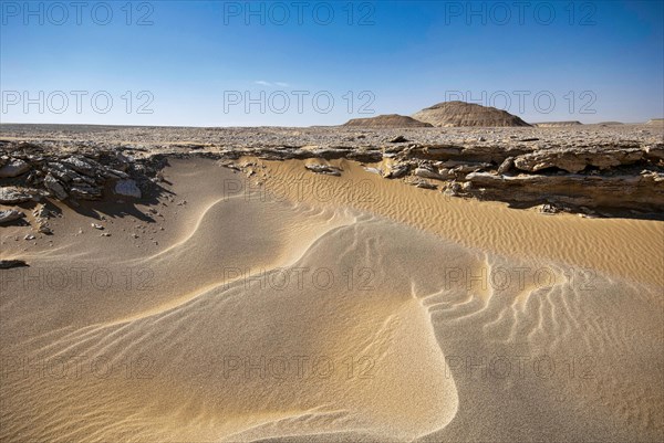 Sand structures