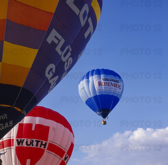 Aufsteigende Heissluftballons