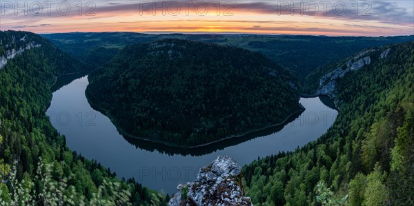 Sunset over Lac de Moron