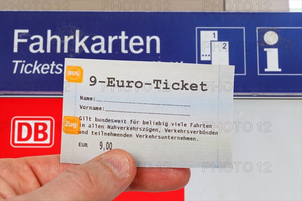 9-euro ticket with ticket vending machine photo montage in Stuttgart