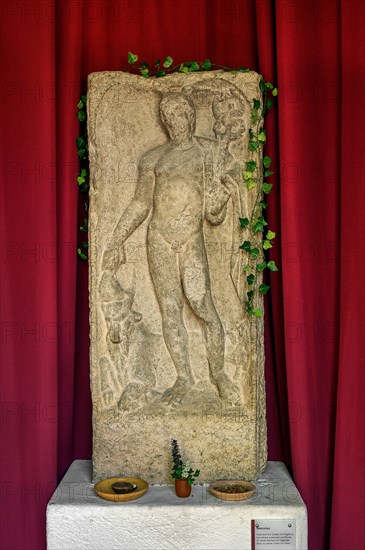 Half relief of Mercurius with winged hat