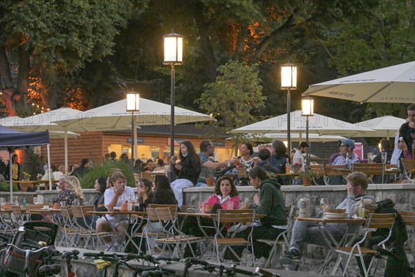 Beer garden Haus Zenner