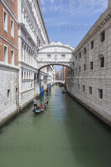 Gondola near sighs bridge