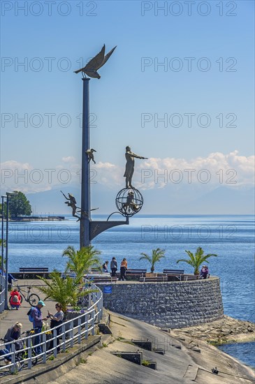 The Magic Column at the Harbour by Peter Lenk