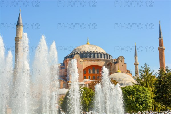 Outer view of dome in Ottoman architecture in