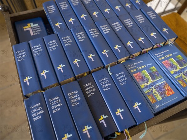 Protestant hymnals in the collegiate church