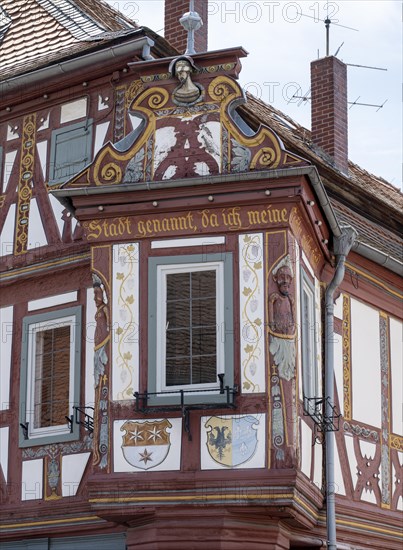 Corner oriel of the Einhardhaus on the market square