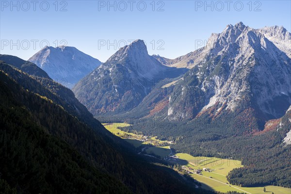 Western Karwendelspitze