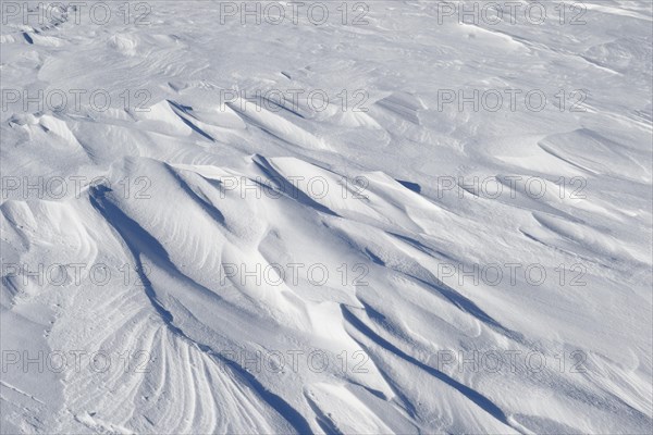 Snowdrift pattern