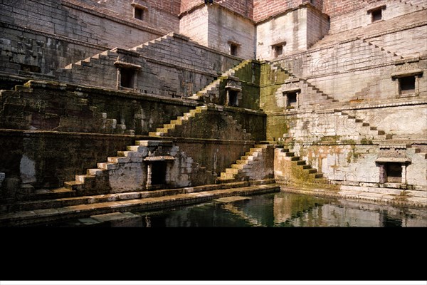 Toorji Ka Jhalra Bavdi world famous step well stepwell