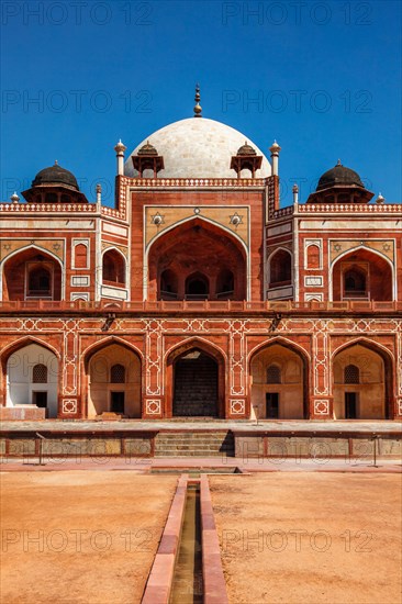 Humayun's Tomb famous tourist attraction destination