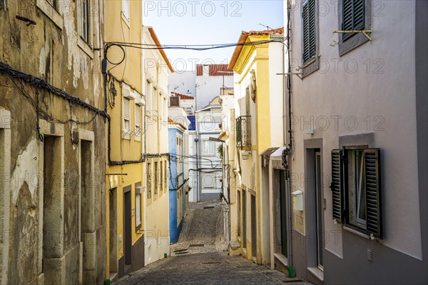 Steep streets of Sesimbra