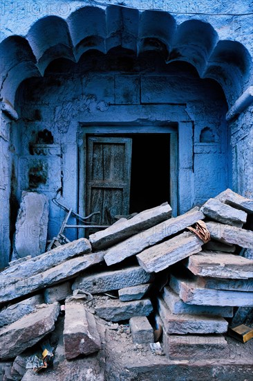 Blue house facade in streets of of Jodhpur