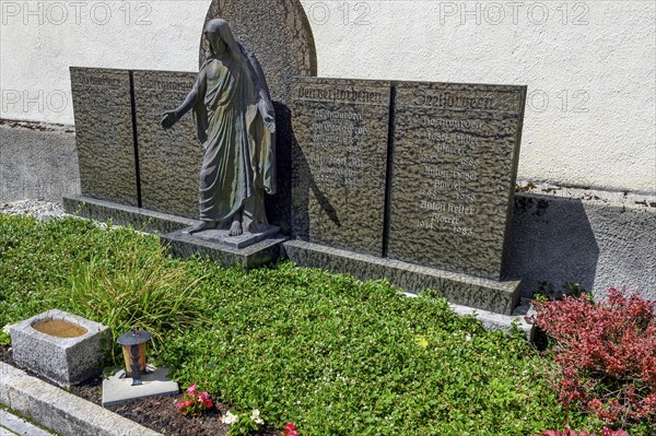 Tomb of the deceased reverend and pastor