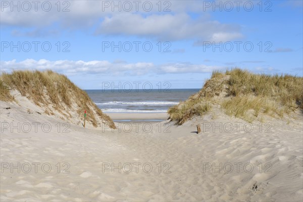 Uebergang zum Strand