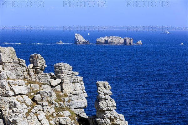 View from the Monument Aux Bretons at Pointe de Pen Hir to the rocks Rocher du Lion