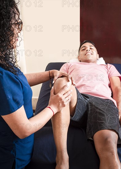 Modern Rehabilitation Physiotherapy Leg Physiotherapy Treatment Knee Injury Physiotherapy