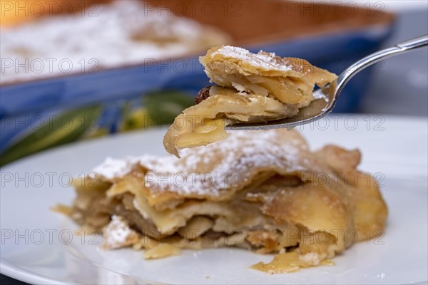 Apfelstrudel