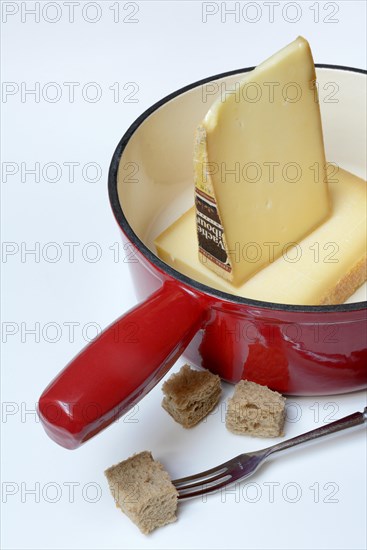 Ingredients for cheese fondue