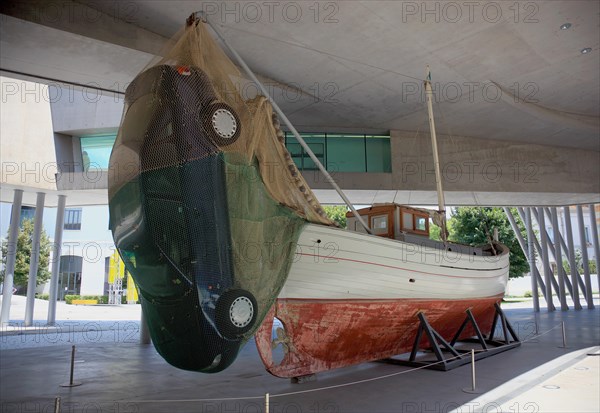 Museo nazionale delle arti del XXI secolo oder MAXXI