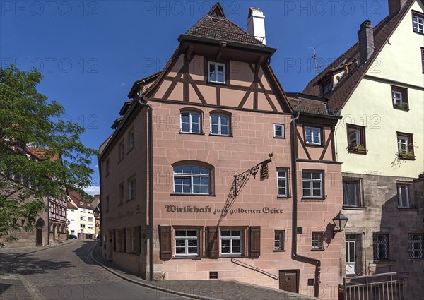 Historic inn Zum goldenen Vulture