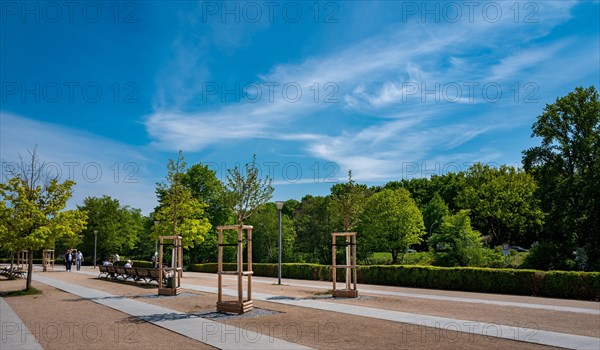 Promenade on the banks of the Spree near Bellevue Palace