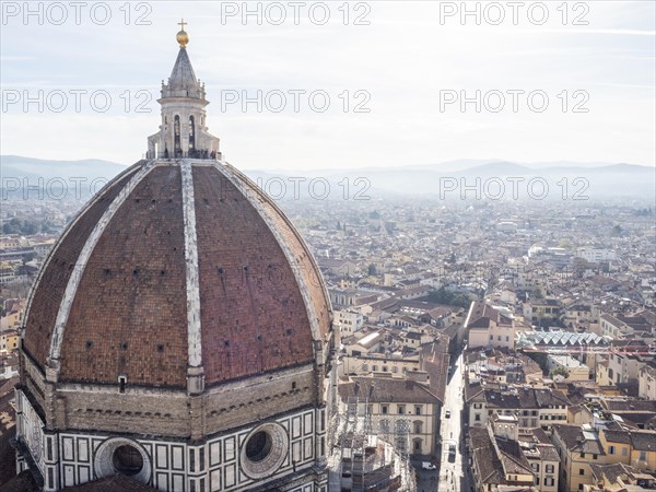 Stadtansicht im Morgenlicht mit Dom von Florenz