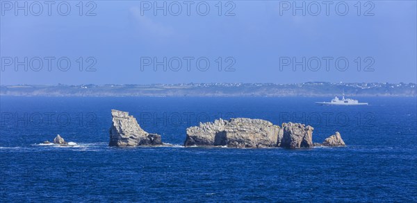 View from the Monument Aux Bretons at Pointe de Pen Hir to the rocks Rocher du Lion