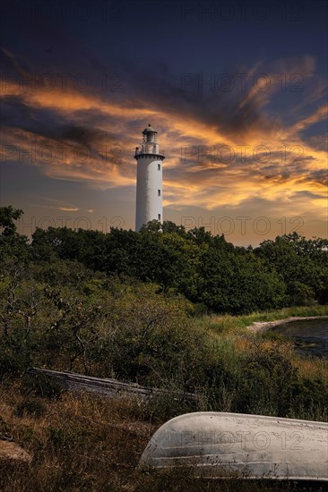 White lighthouse Langer Erik on the island of Stora grundet