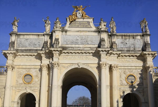 Arc Here Triumphal Arch