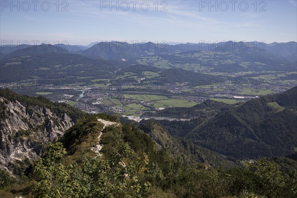 Blick auf die Salzach und Tauernautobahn