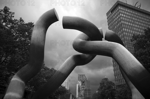 Sculpture by Brigitte and Martin Matschinsky-Denninghoff in front of Kaiser Wilhelm Memorial Church