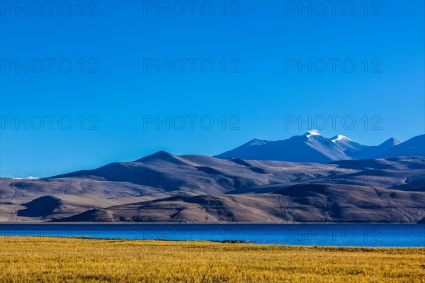 Himalayan lake Tso Moriri on sunrise