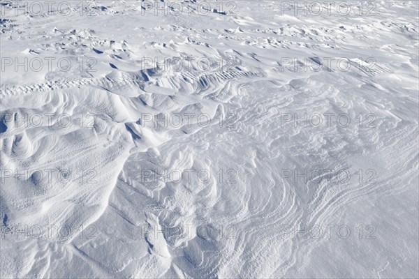 Snowdrift pattern