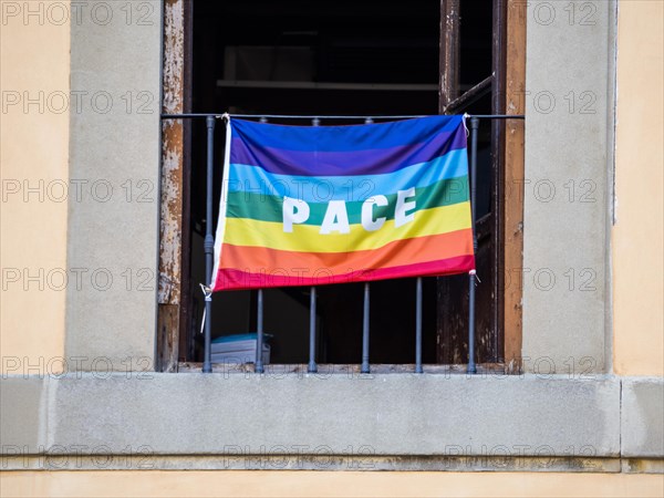 Flag with inscription Pace