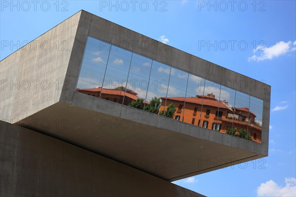 Museo nazionale delle arti del XXI secolo oder MAXXI