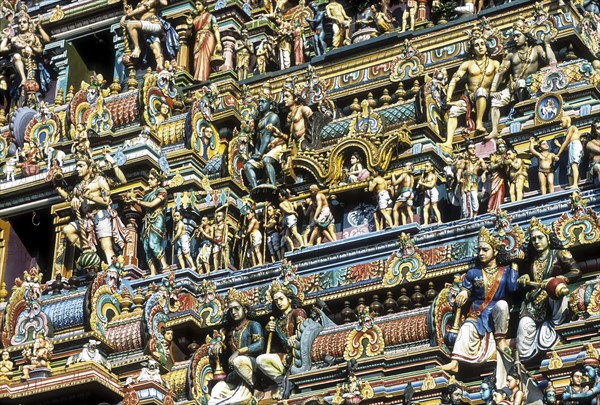 Stucco figures on Kapaleeswarar temple