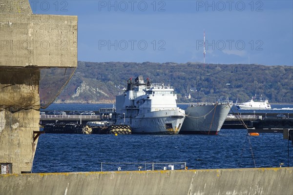 Decommissioned ships of the French Navy