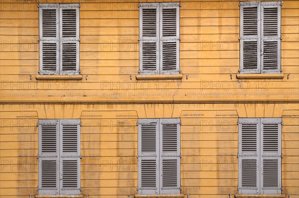 Morbid house facades