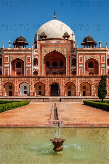 Humayun's Tomb famous tourist attraction destination