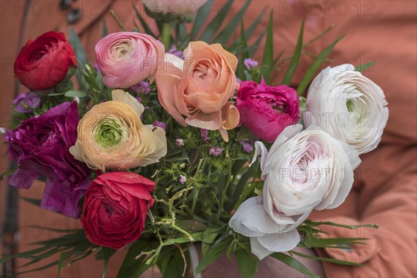 Blumenstrauss mit Rosen